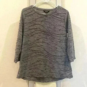 NWT SIMPLYVERA VERAWANG
3/4 WINDY Top Sz M